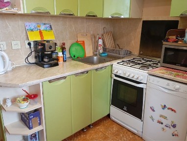 Продаж 1-кімнатної квартири по Головатого 20