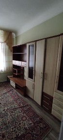 Терміново здається 1 км квартира р-н ж/д вокзалу! ключі.