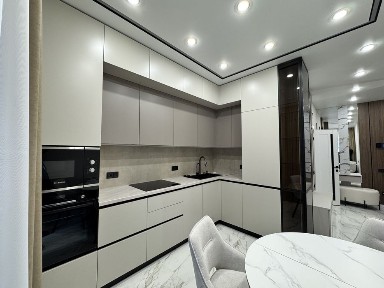 61 Жемчужина, 4 этаж, евродвушка с ремонтом, Краснова, Кадор Сити