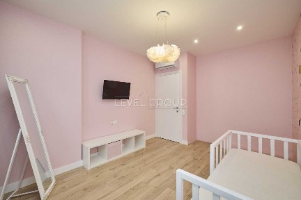 Киев, Любомира Гузара просп., 13