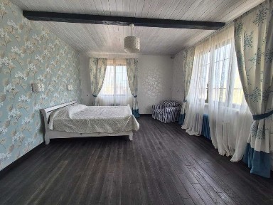 Шикарний будинок поблизу Чорноморська