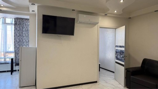 Дніпро, Соборний, вулиця Левка Лук'яненка 16