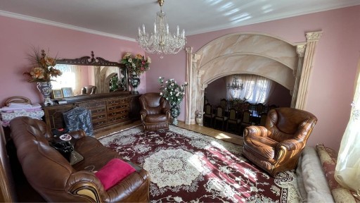 Продаж 16-ти кімнатного будинку, в с. Грушівка!