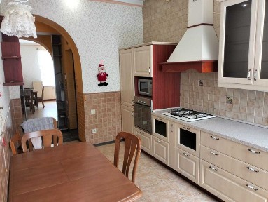 Оренда 3х кімнатна квартира в центрі