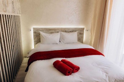 ЦЕНТР 1-кім квартира. вул Руська + Звітні документи