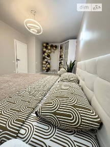 Здам подобово 1к квартиру на вул. Київська 19 • ID 33489995