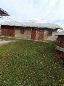 Дзам в оренду будинок з городом стодолою та гаражем