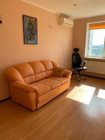 Продам трикімнатну в новому домі, Робоча, вул. Братів Горобців 53а