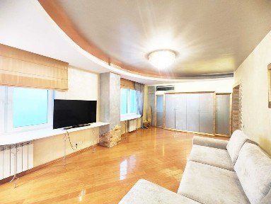 Здам 2 кімн. квартиру м. Деміївська вул. Велика Китаївська 10-А