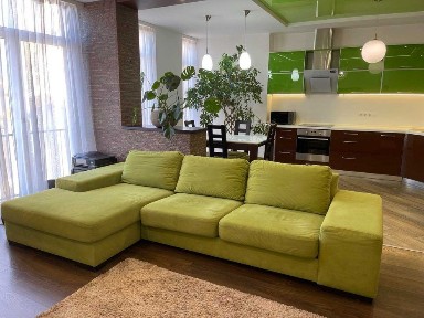 Київ, Дніпровський, Регенераторна вул. 4