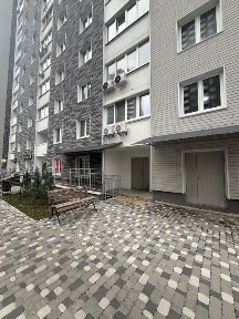 Київ, Оболонський, вулиця Коноплянська 22а