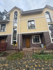 Таунхаус в Ірпені з ремонтом! Центральний парк! Газ! Торг!