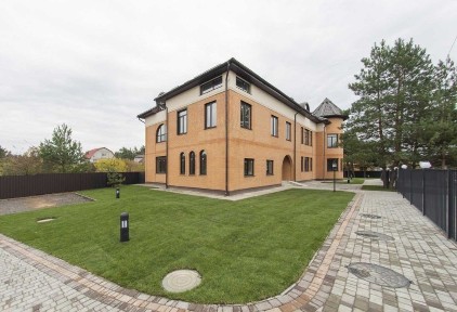 Будинок для комплексу відпочинку/SPA/центру реабілітації