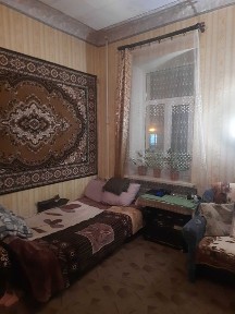 Продам 2кім сталінку в центрі