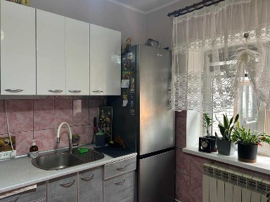 Продам Дом на Николая Стасюка - Клочко- бывшая Новосибирская!