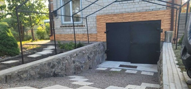 . Продаж шикарного будинку та бані біля води. Можлива розстрочка.