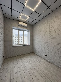 Оренда приміщення вільного призначення | вул. Майбороди | є інвертор