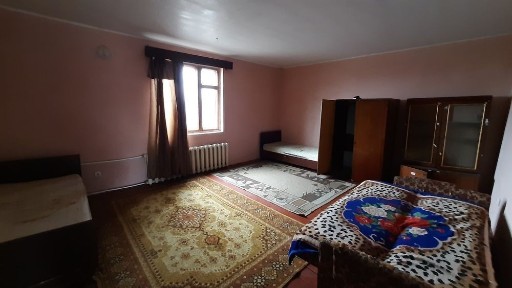 Здам жилий будинок 4 кімнати