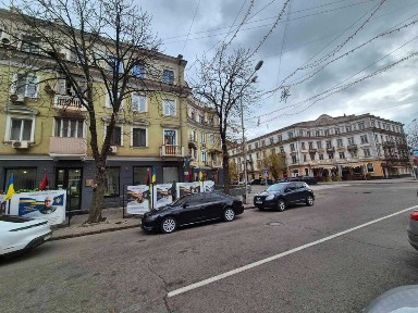 Рідкісна квартира в історичному серці Кривого Рогу - проспект Поштовий