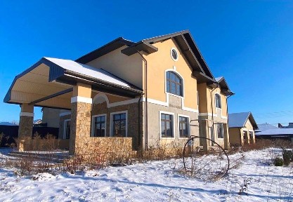 Действительно особняк премиум-класса. Первое поле на Малой Даниловке