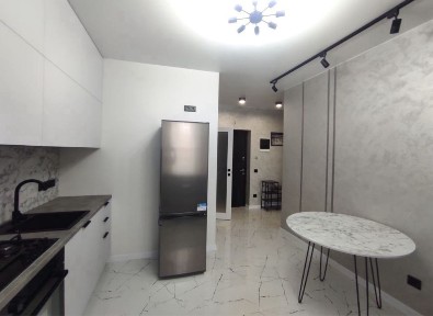 Оренда стильної однокімнатної новобудови р-н озера