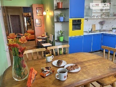 Кімната подобово на вул. Саперно-Слобідська 10 • ID 31227201