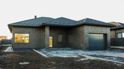 Преміум будинок! Бетонне перекриття, бруківка, тераса! Власник!