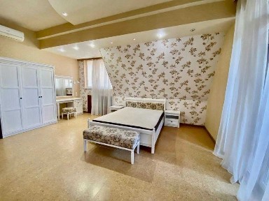 Продаж/Оренда чотирьохкімнатної квартири Олексіївка