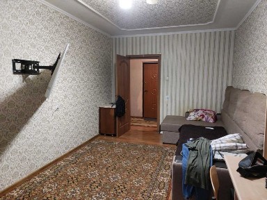 Продам 1кімнатну Малікова