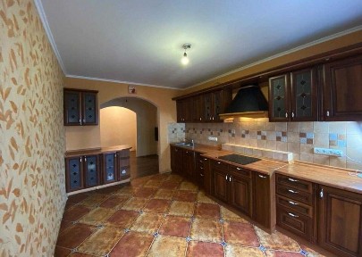 Готова до заселення ! Продаж 3к квартири 93 м2 на вул Урлівська 15 !