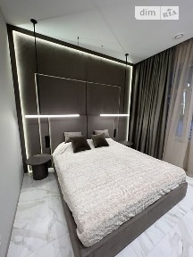 Довгострокова оренда будинку з верандою, від посередника на вул. Щаслива 27 • ID 33670071