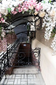 Без %. Продаж Магазину, вулиця Антоновича, С М 