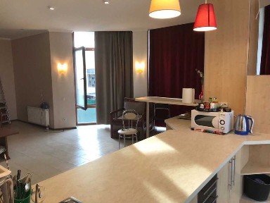 Квартира на 12 станції, на березі моря