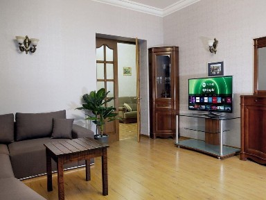 Квартира в лучшем районе Одессы в доме Каркашадзе. Комнаты раздельные!