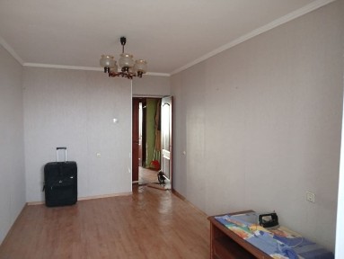 Продам просторную 3-комнатную квартиру в г. Теплодар