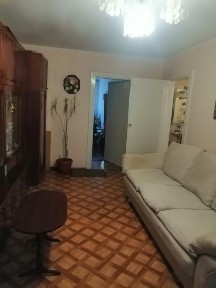 Сам 1 комнатную квартиру на Свитанке по улице Кропевницкого