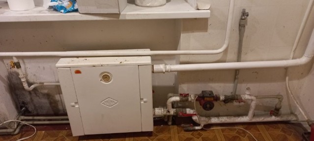 Продам 2к. квартиру в Чугуеве с индивидуальным отоплением.