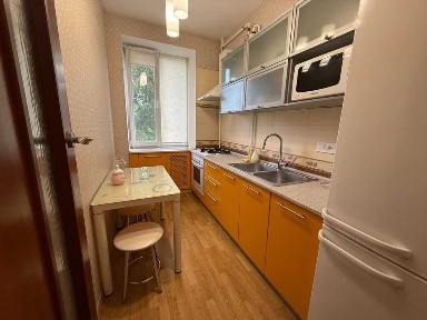 Продается 2-х к. полнометражная кв. с ремонтом Металлургов/пр Соборный