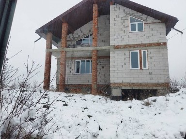 Продається незавершене будівництво