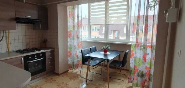 Київська область, Вишневе