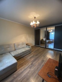 Свободна! Уютная однушка на леваде! Полная комплектация!