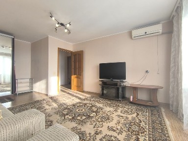 Отличная 1 комн. квартира в р-не пр. Слобожанского, ул. Тверская