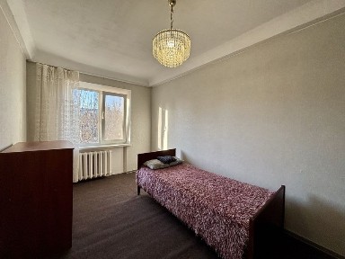 Затишна 3-к на Космосі біля Варусу, АТБ. Можна з деякими тваринами, без%