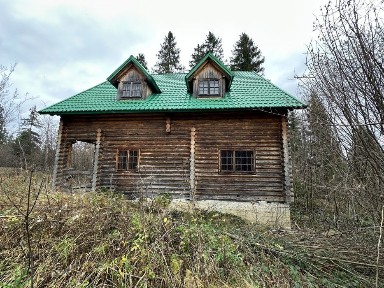 Продаж будинку для відпочинку у серці Карпат