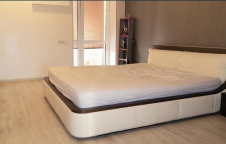 Продажа 2-комнатной квартиры 90 м², Зоопарковая ул.