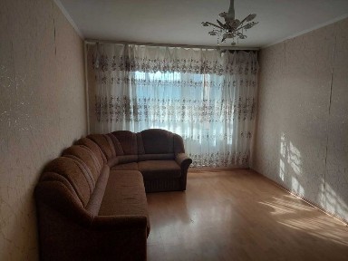 Продам 2-кімнатну квартиру м. Бровари, вул. Грушевського, 3