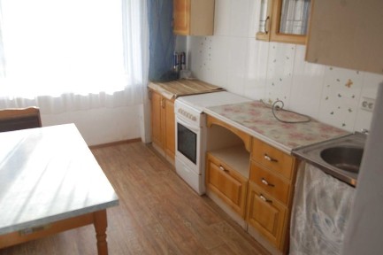 здам в оренду 1к квартиру.