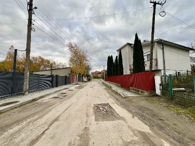 Будинок (центр) 260 м², 2 входи, під 2 сім'ї, 10 соток, з пандусом