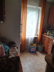 Продам 2 кімнатну квартиру в мікрорайоні. 2 поверх не кутова