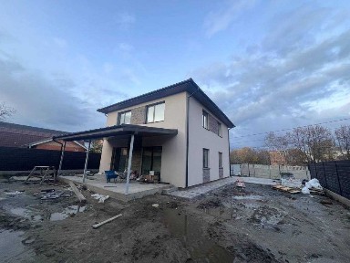 Продаж будинку в Києві по вигідній ціні